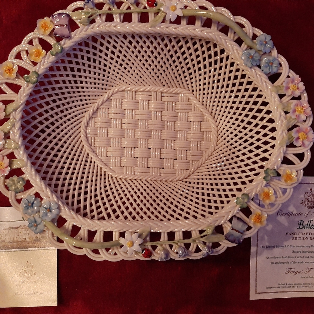 Belleek, Ireland Woodland Porcelain Lace Basket